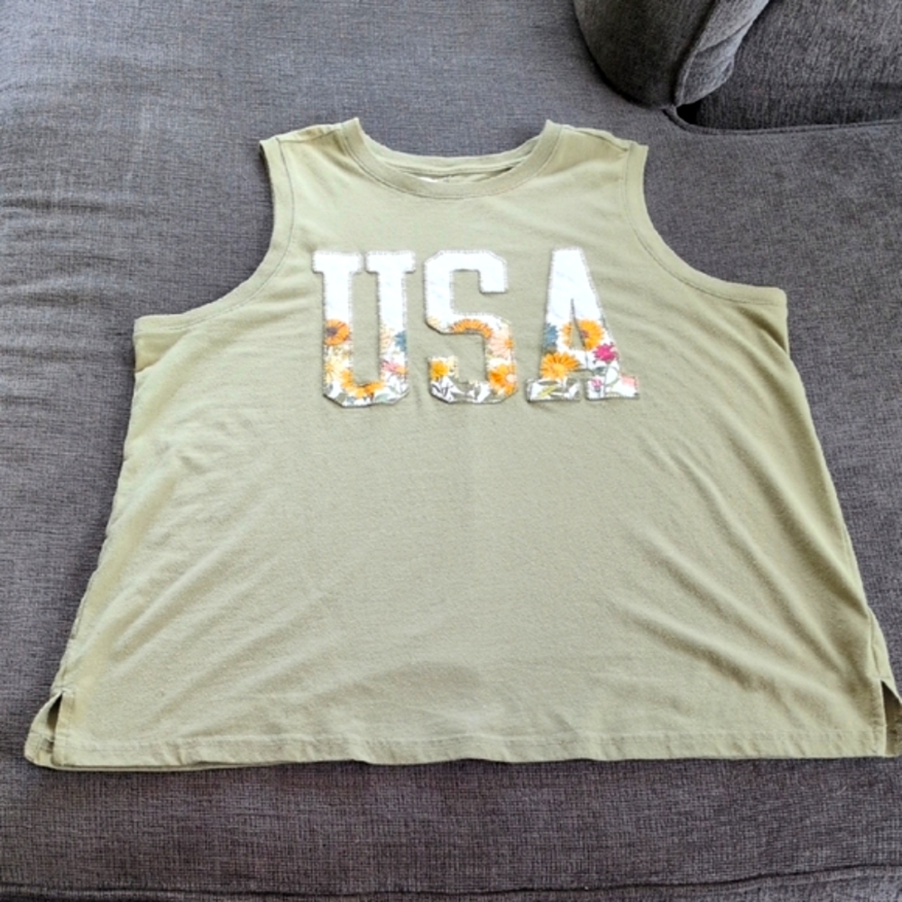 Maurices Olive Tank Top with USA Floral Design 0X